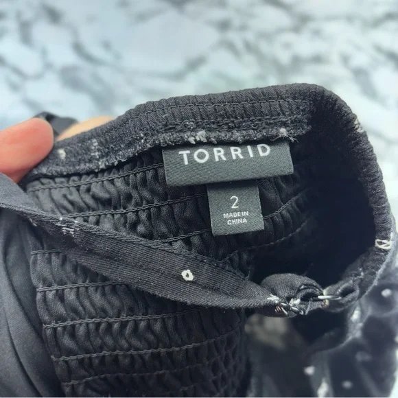 Torrid Black and White Floral Jumpsuit size 2X - Picture 12 of 12